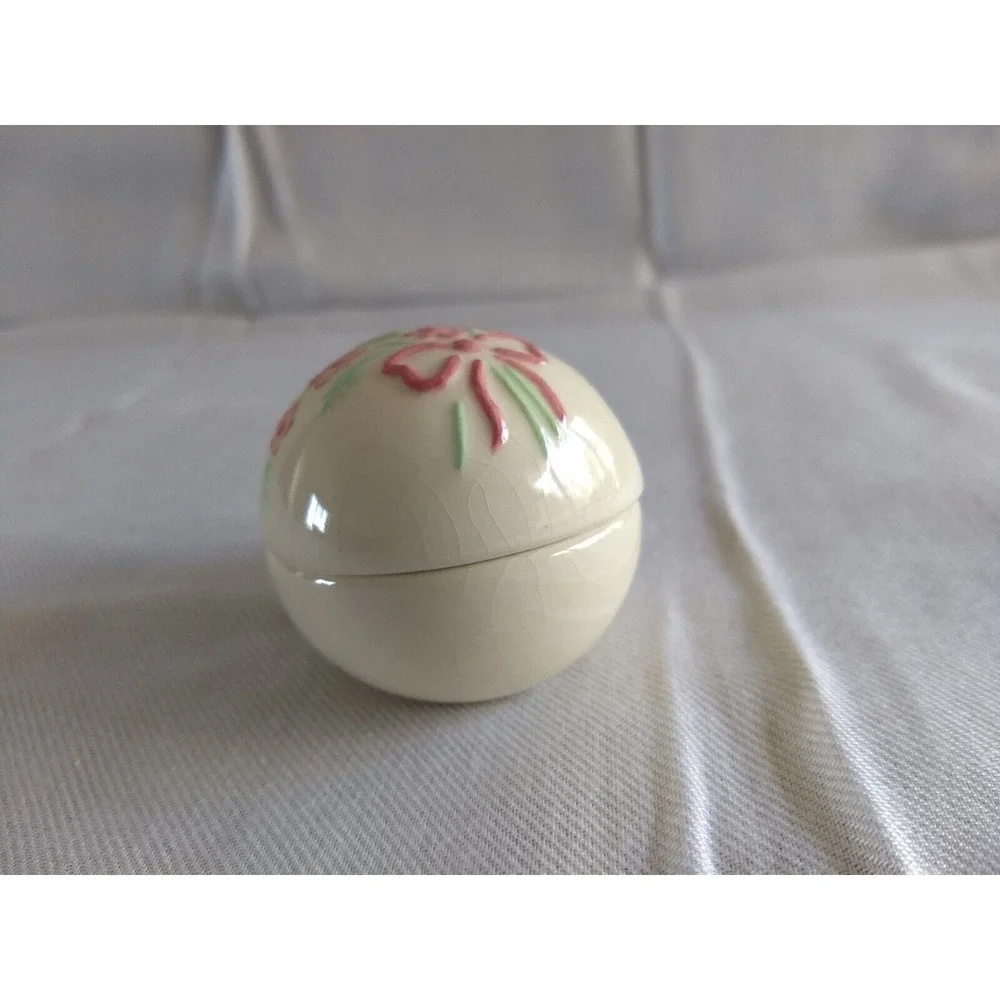 2 Bunny Knobler Japan Stainless Spreader Knives + Ceramic Egg Trinket Box Floral